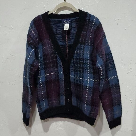 Vintage 80s Woolrich Woman 100% Wool Cardigan Sweater in Plaid - Picture 1 of 13